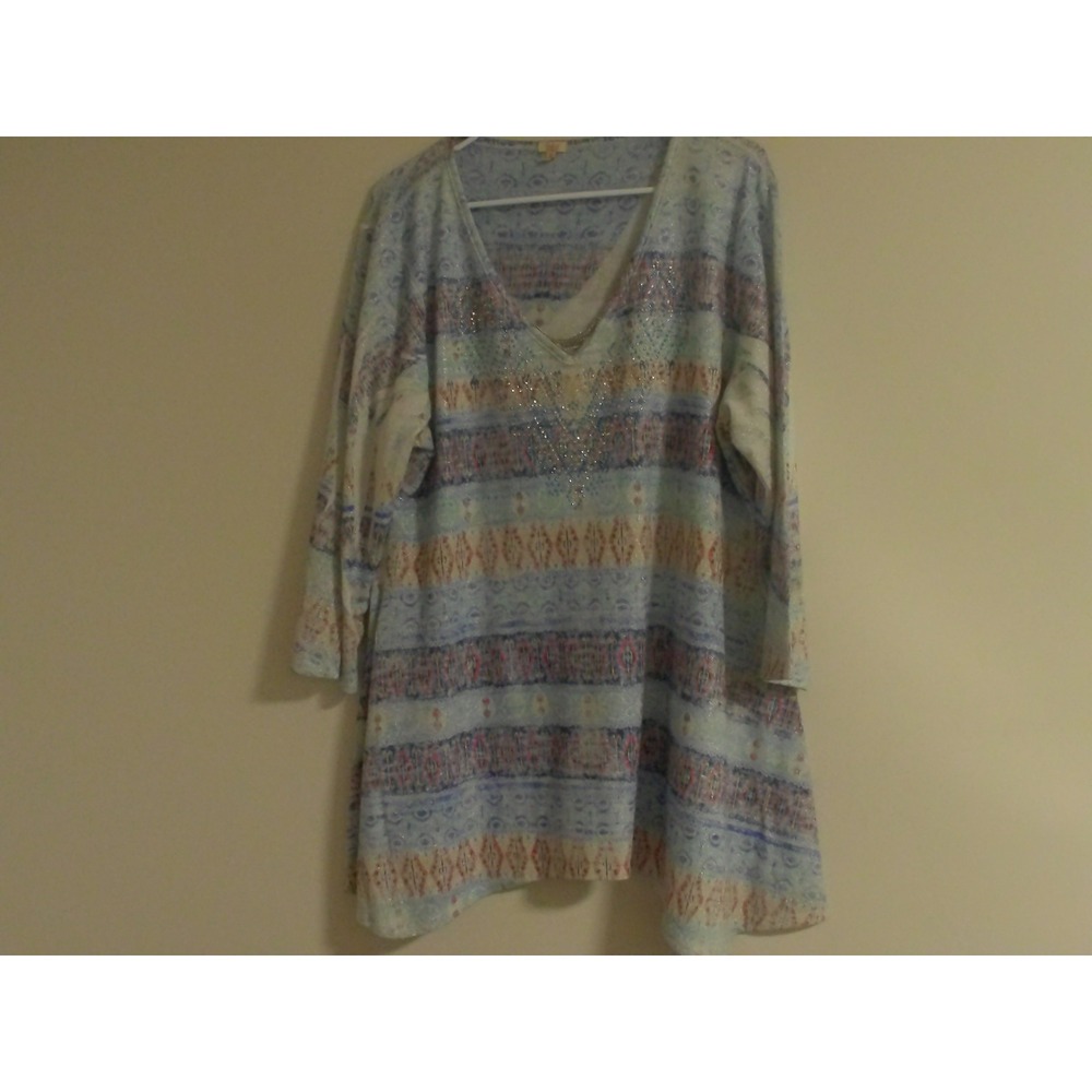 Reba Woman 2X Tunic Top Blue Metallic Southwestern Rhinestone Chain V-Neck